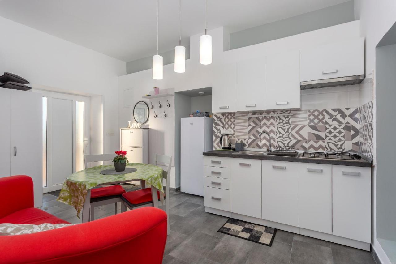 Apartment Dalida *