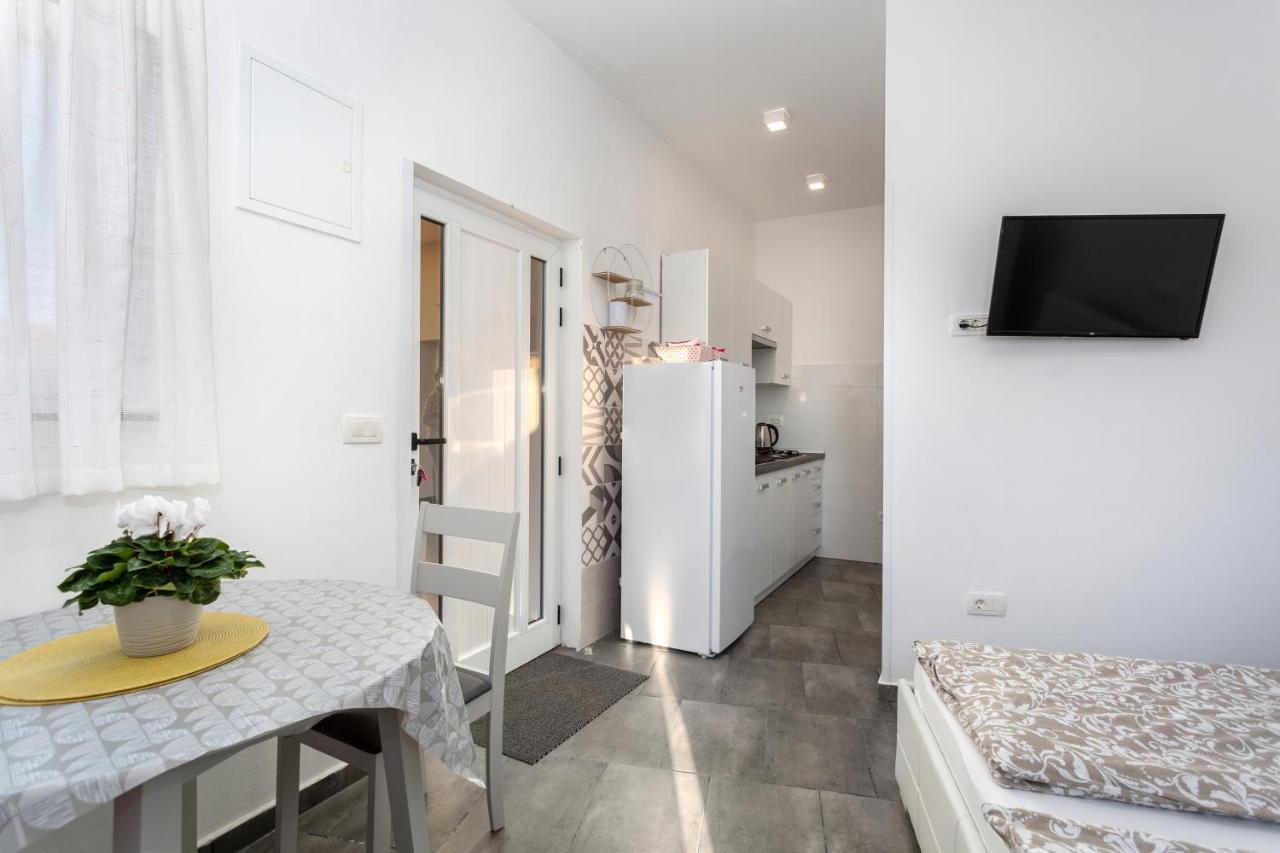 Dalida Apartment *