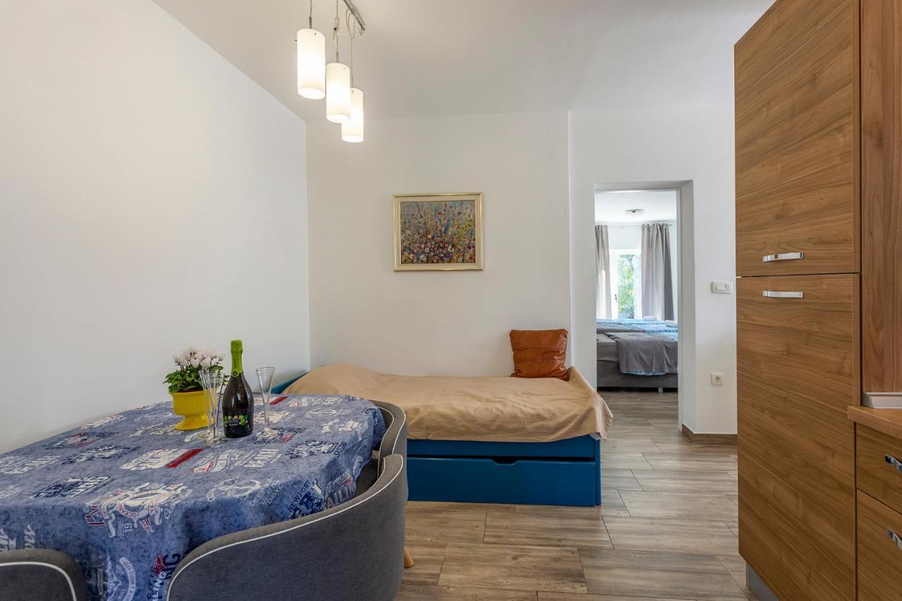Dalida Apartment *